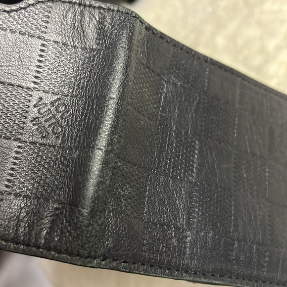 Louis Vuitton Damier Infini iPhone case onyx black - Picture 7 of 8